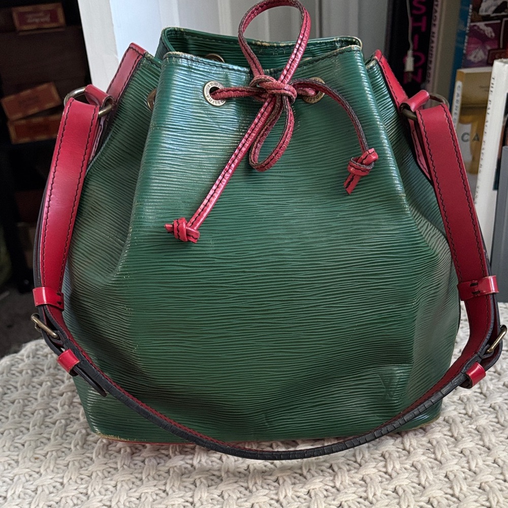 Authenticated Vintage Louis Vuitton Epi Bucket